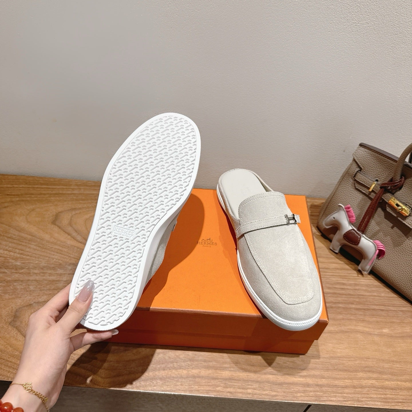 HM Men's 25 Likely Mule Beige Suede 691644