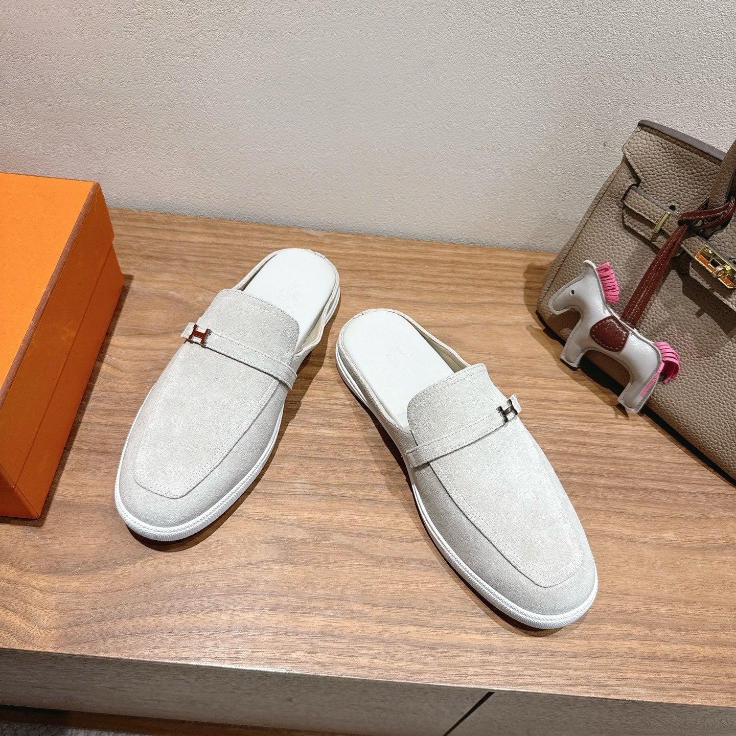 HM Men's 25 Likely Mule Beige Suede 691644