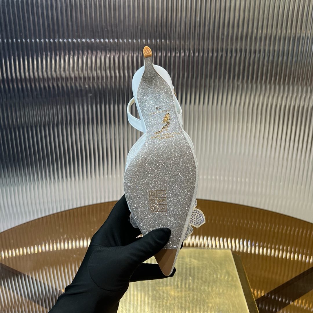 RC 25C Flower-Studded Diamond High-Heeled Sandals White Sheepskin 174905