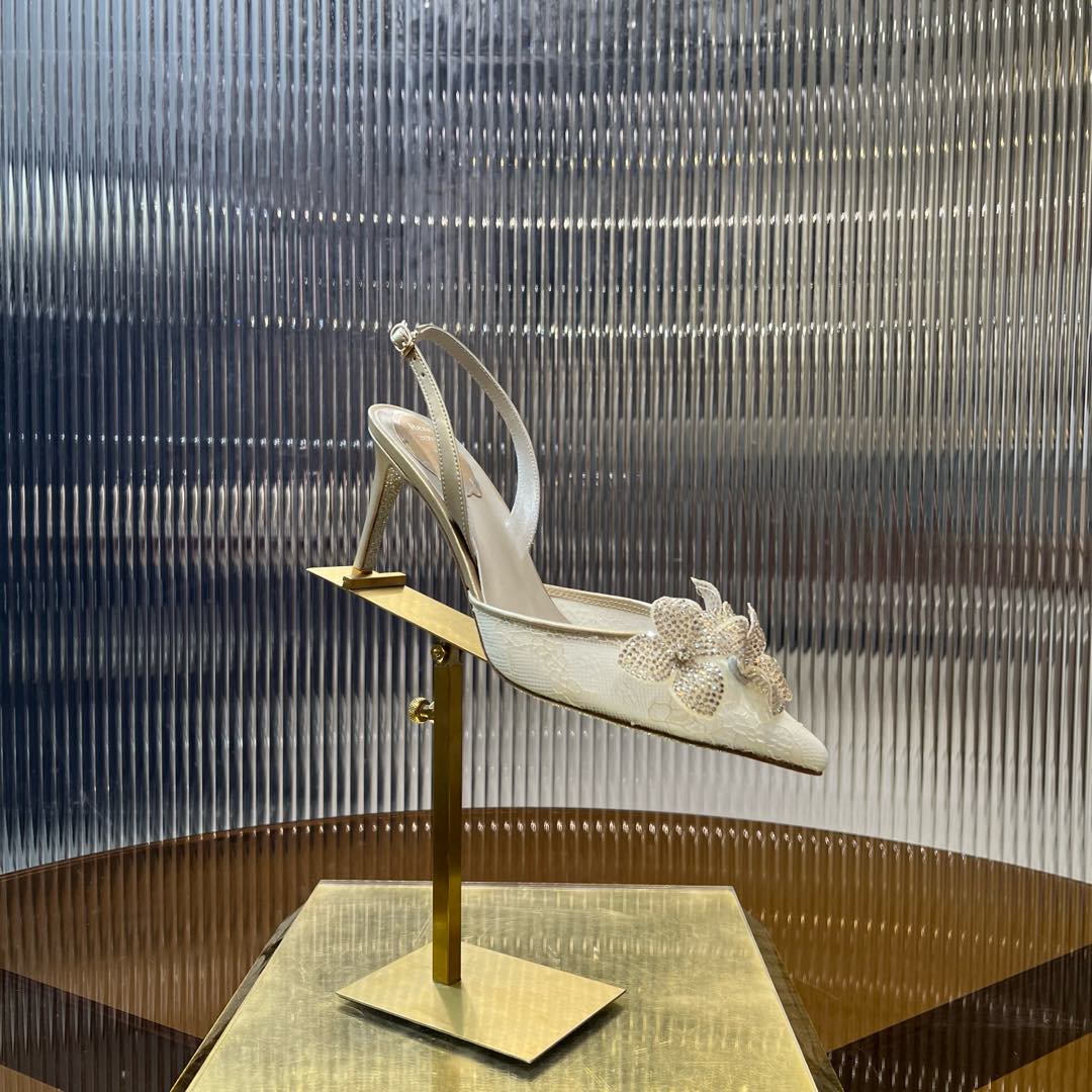 RC 25C Flower-Studded Diamond High-Heeled Sandals Beige Sheepskin 174917