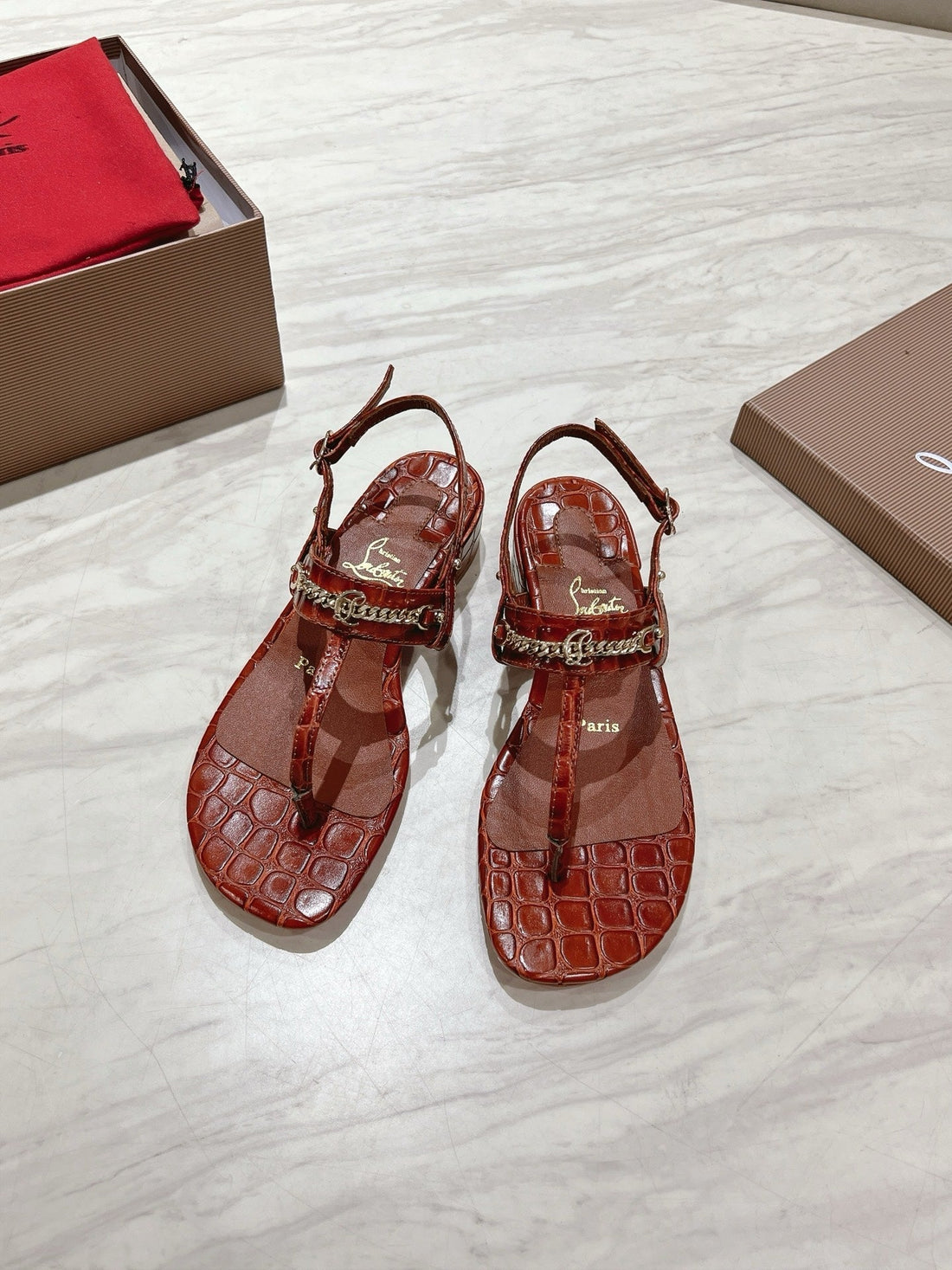 CL 25 Thong Sandal Calfskin 240498
