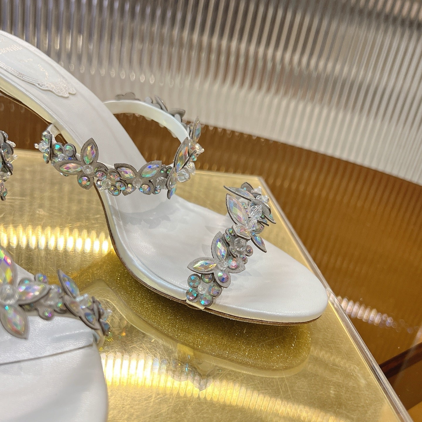 RC 25 Butterfly Flower Thick Heel Sandals White Sheepskin 242922
