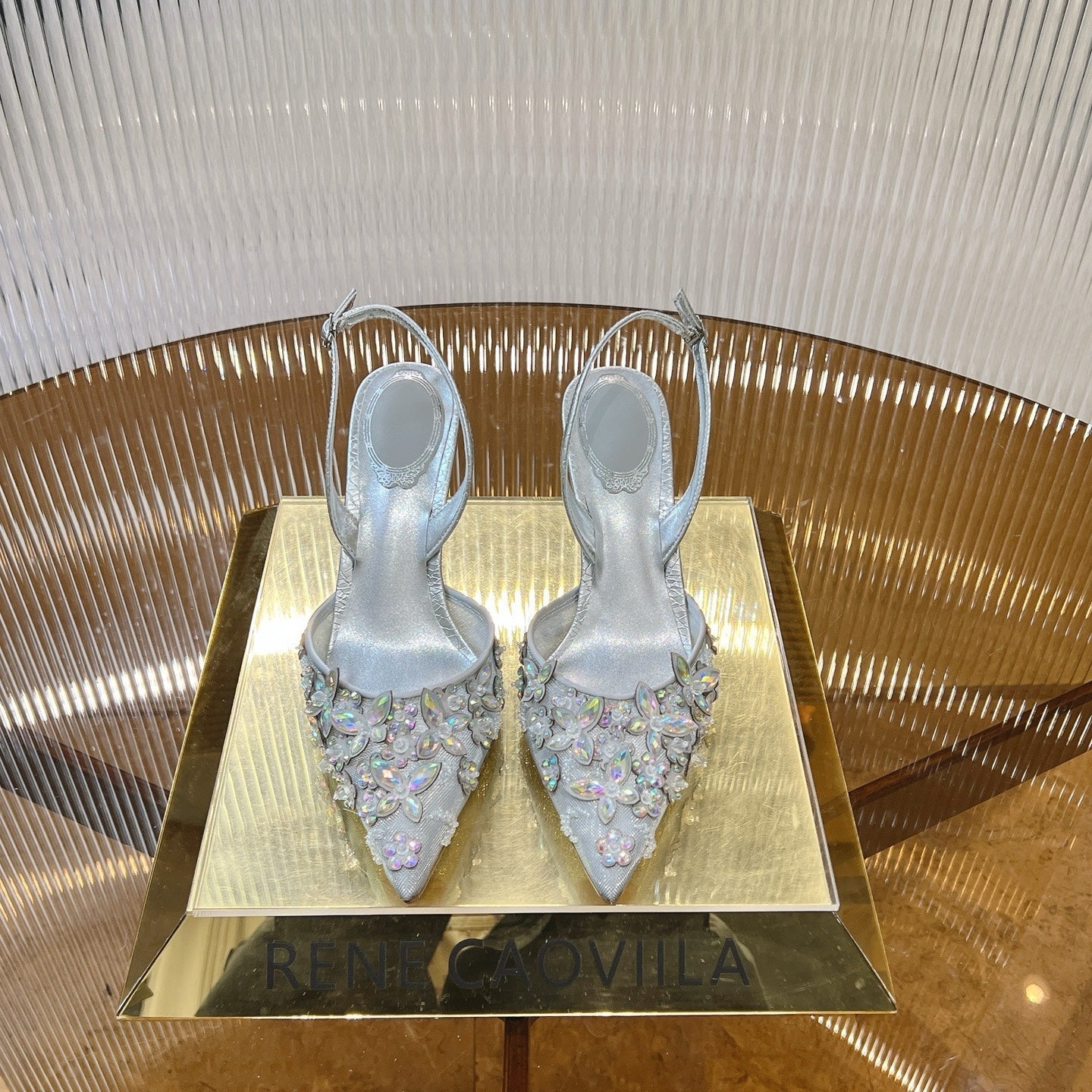 RC 25 Butterfly Flower Thick Heel White Sheepskin 242924