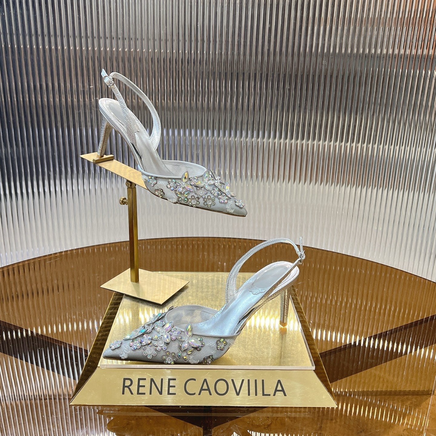 RC 25 Butterfly Flower Thick Heel White Sheepskin 242924