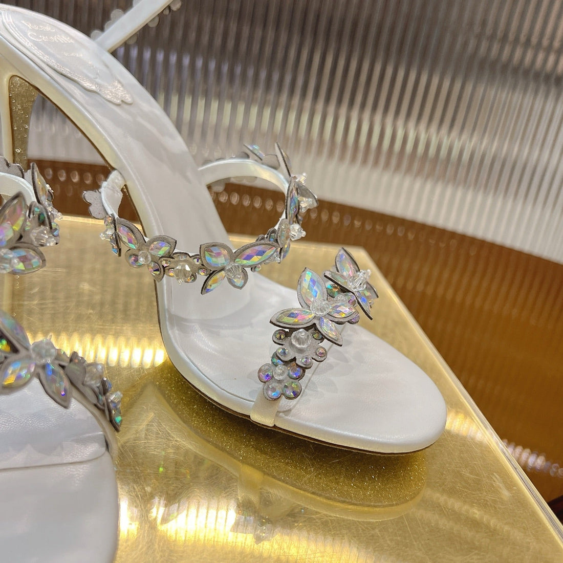 RC 25C Butterfly Flower High Heels Sandals White Sheepskin Rhinestone 281975