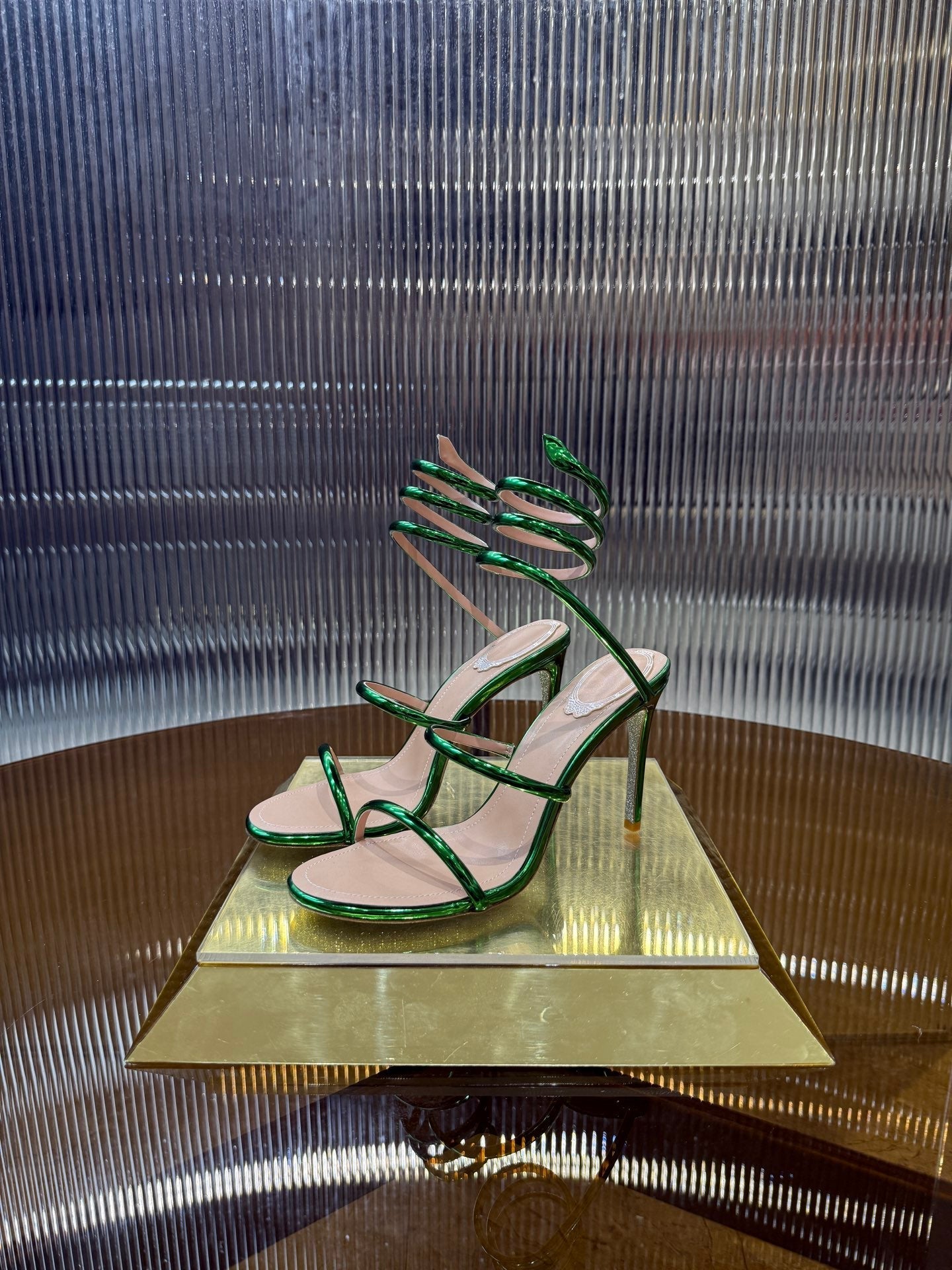 RC 25C Snake-Shaped Sandals 9.5cm Green Sheepskin 310627