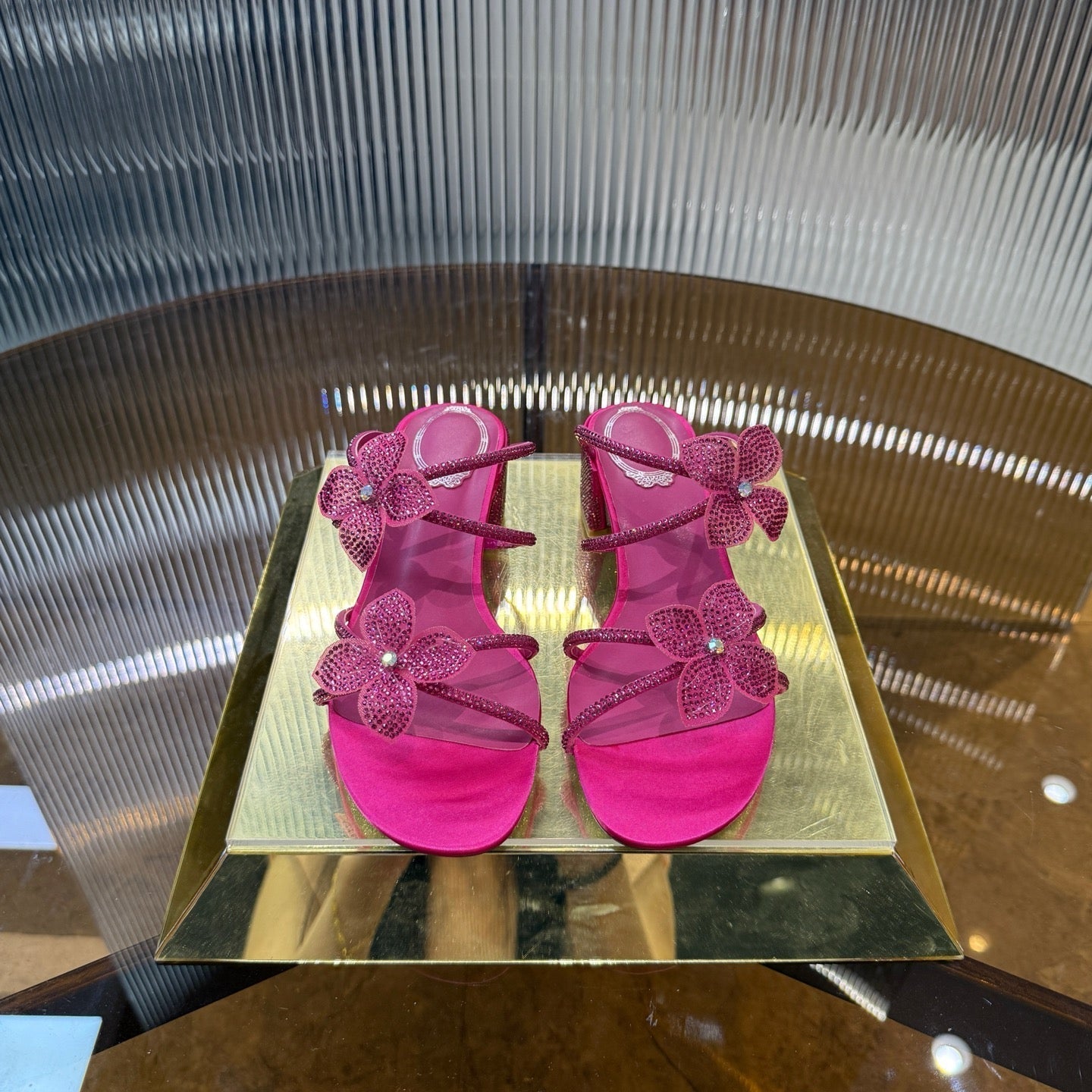 RC 25C Flower Sandals Pink Sheepskin Rhinestones 314822