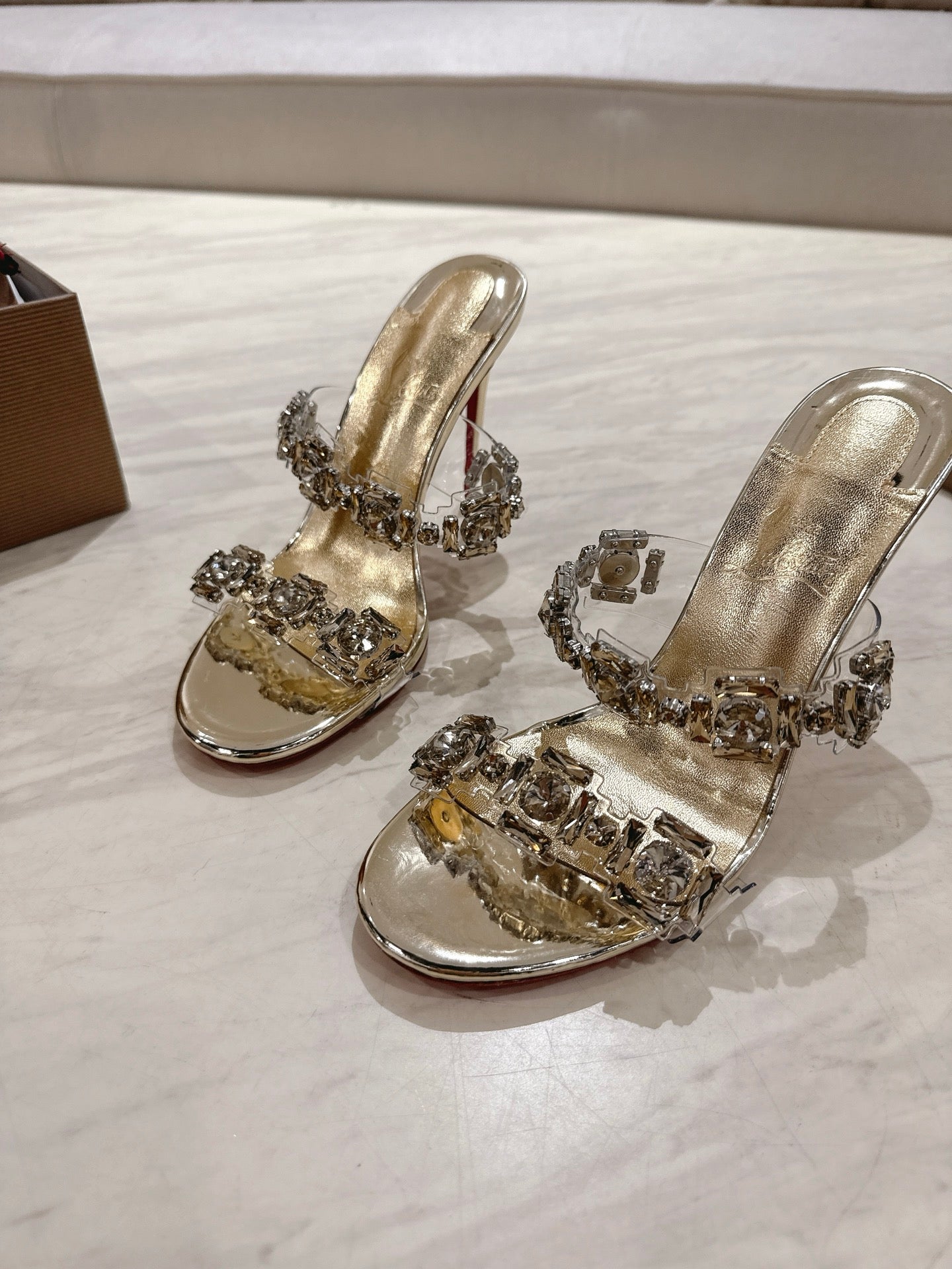 CL 25 Just Queen Sandals 10cm Gold PVC Sheepskin 307524