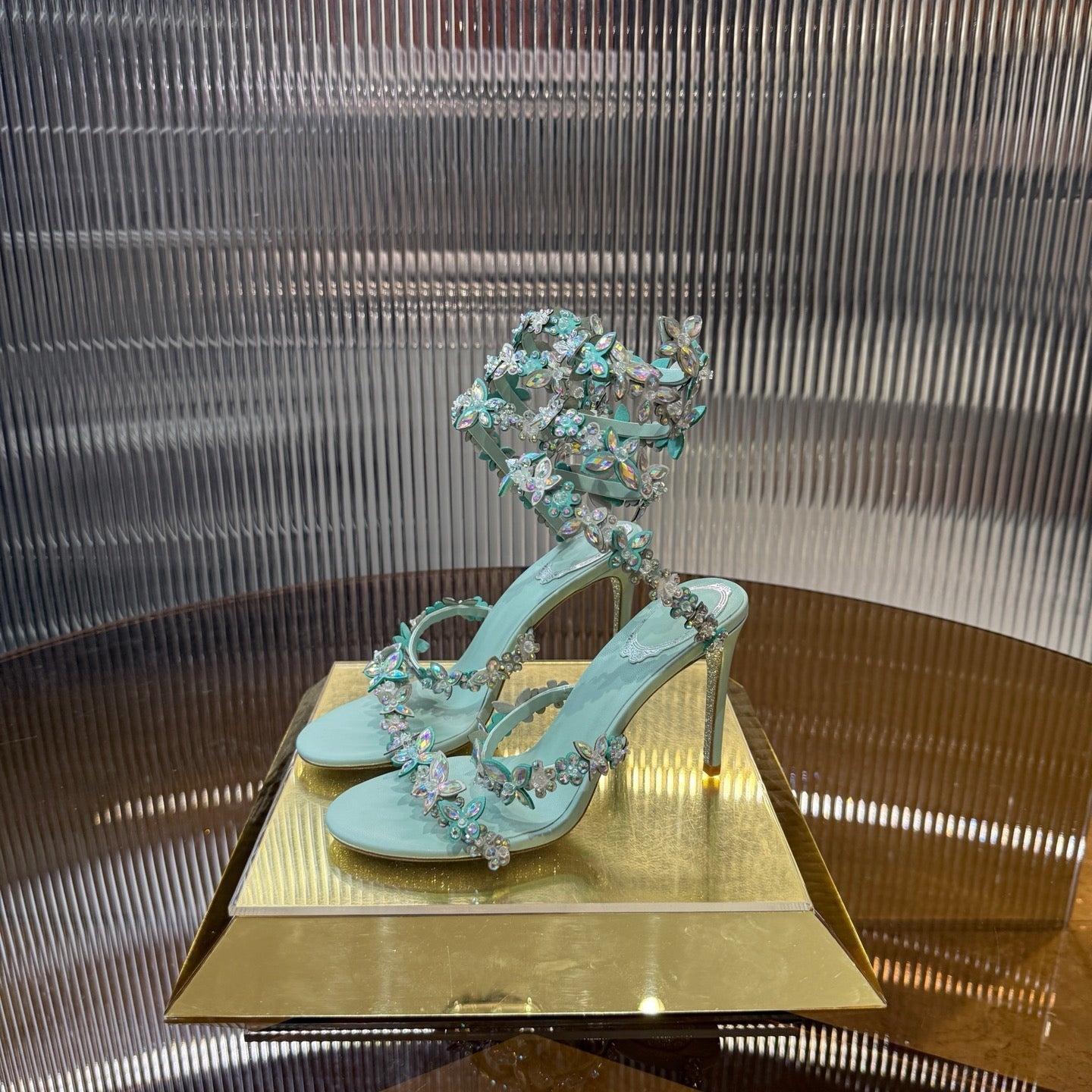 RC 25C Butterfly Flower Sandals Green Sheepskin Rhinestones 310659