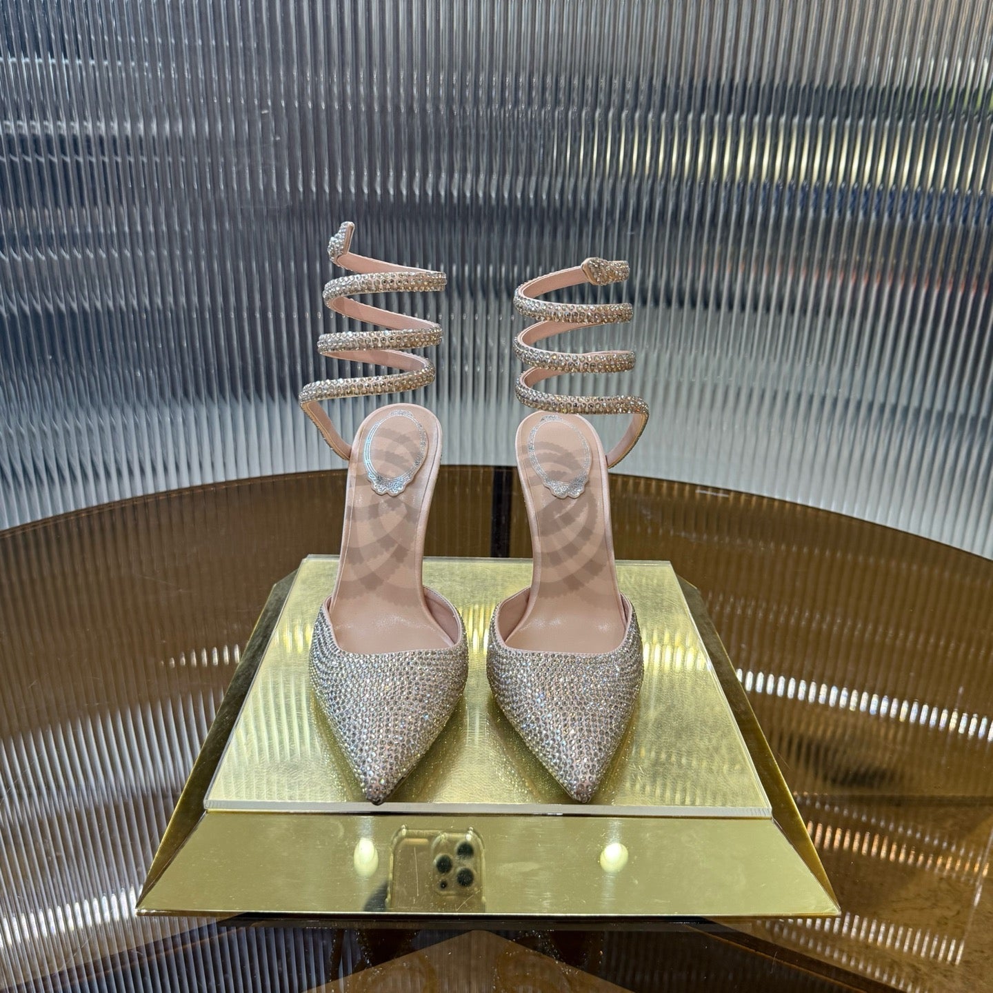 RC 25C Single Sandals Gold Champagne Sheepskin Rhinestone 339497