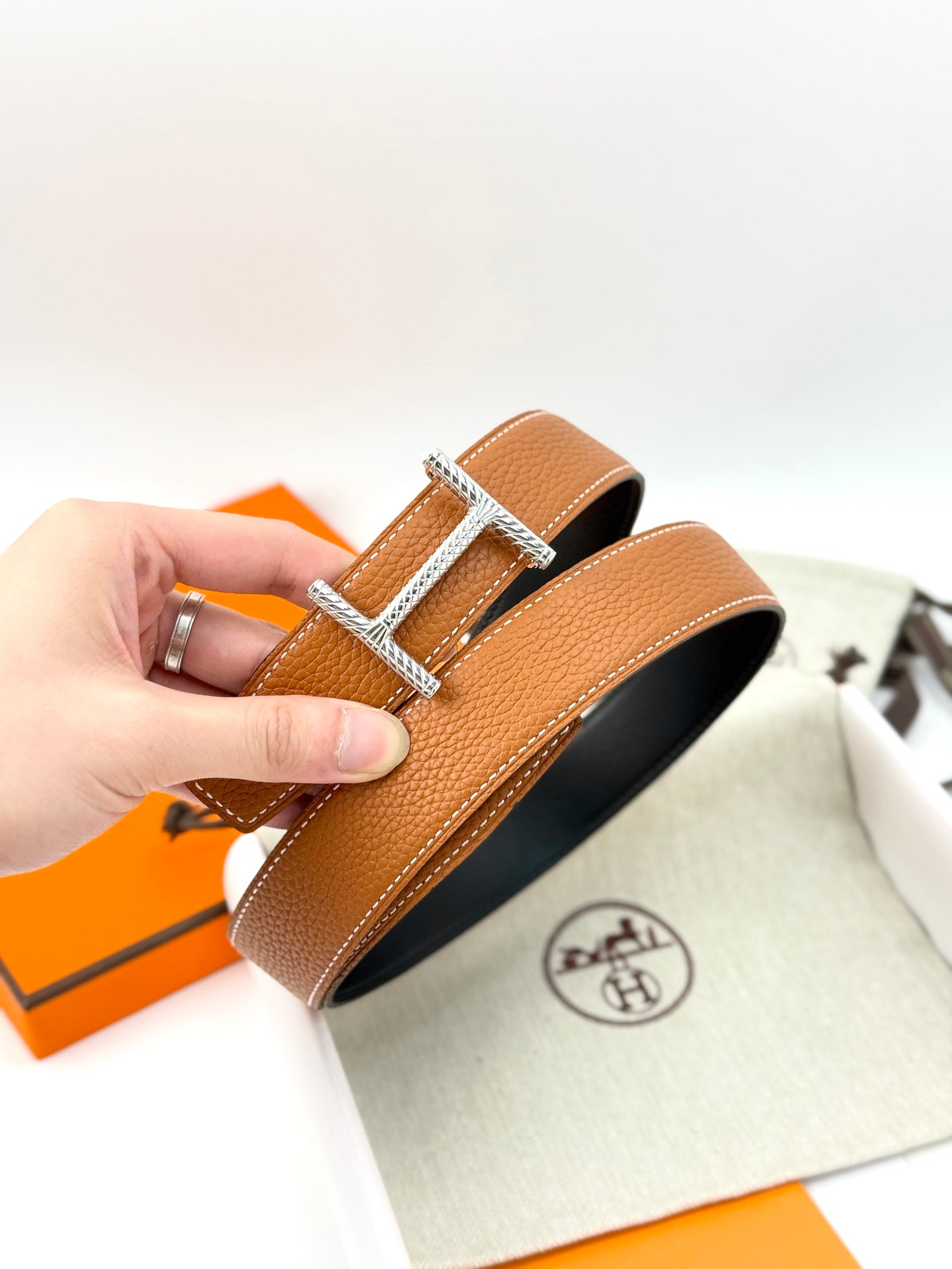 HM 32mm Hisseo belt & Reversible Brown leather 186454
