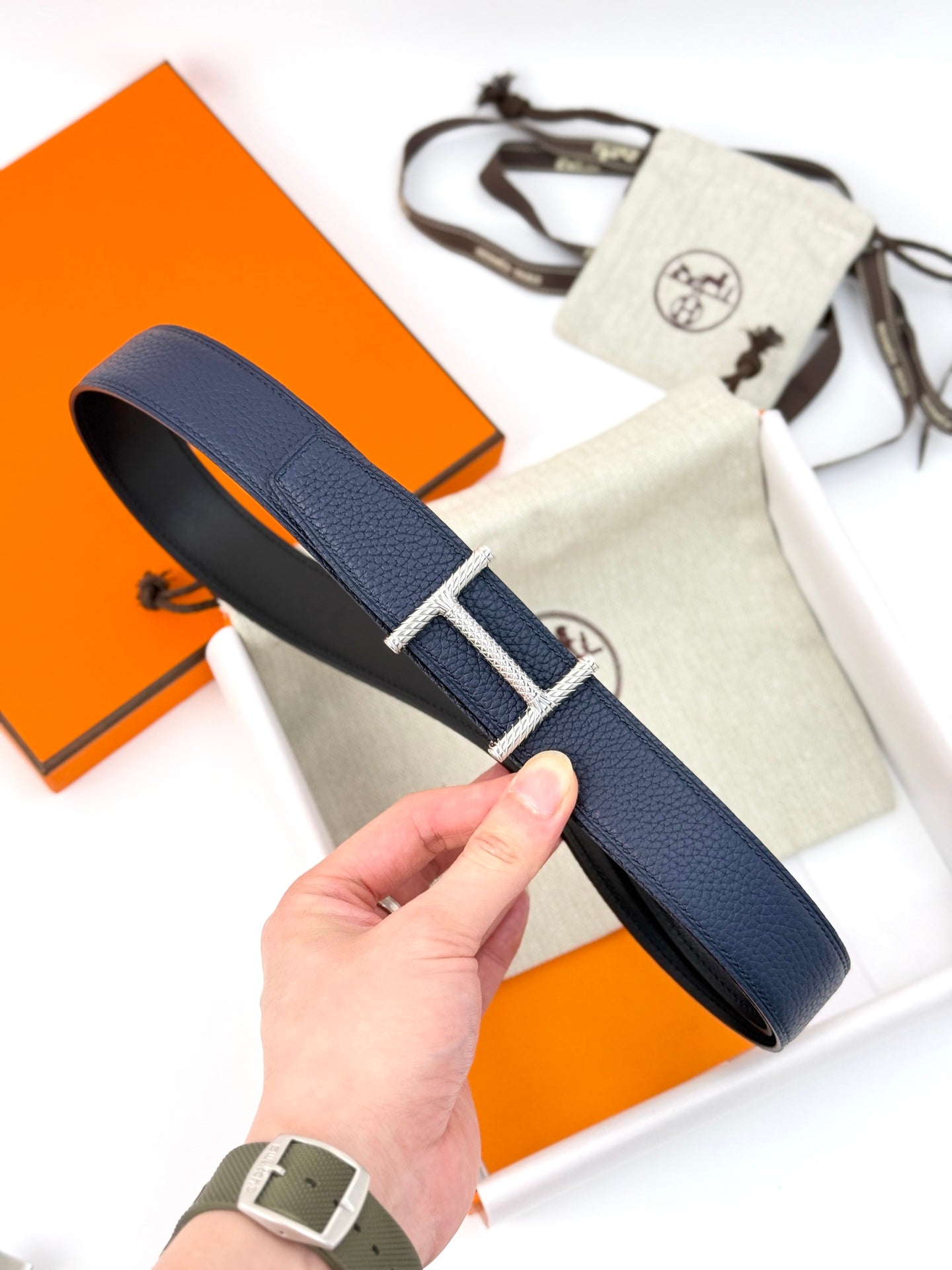 HM 32mm Hisseo belt & Reversible Navy Blue leather 186452