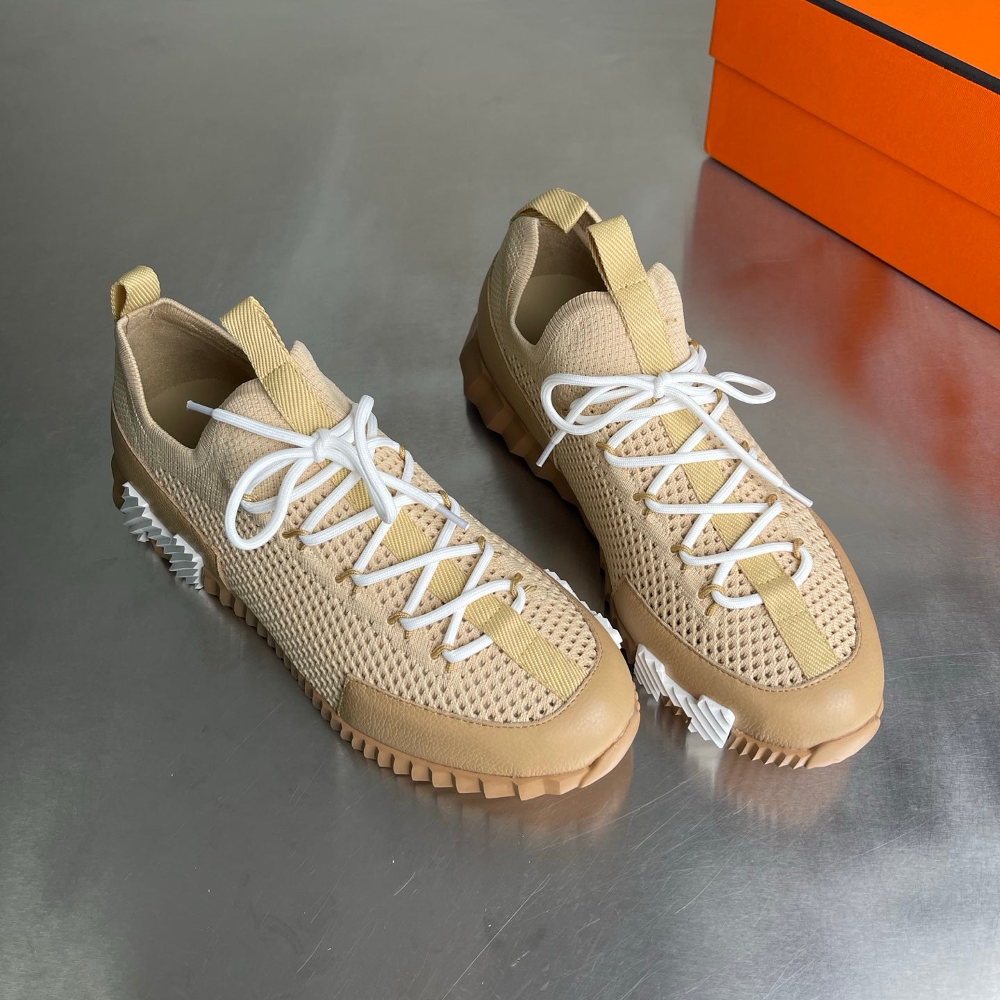 HM Men's 25 Lift Sneaker Beige Mesh Calfskin 703782