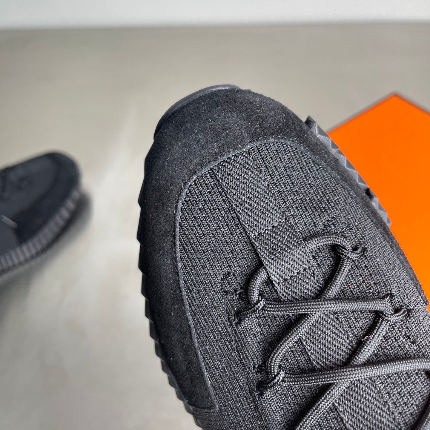 HM Men's 25 Lift Sneaker Black Mesh Suede 703784