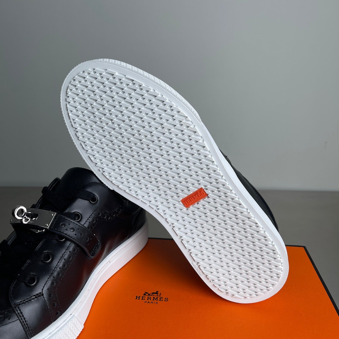 HM Men's Day Sneaker Black Lambskin 703792