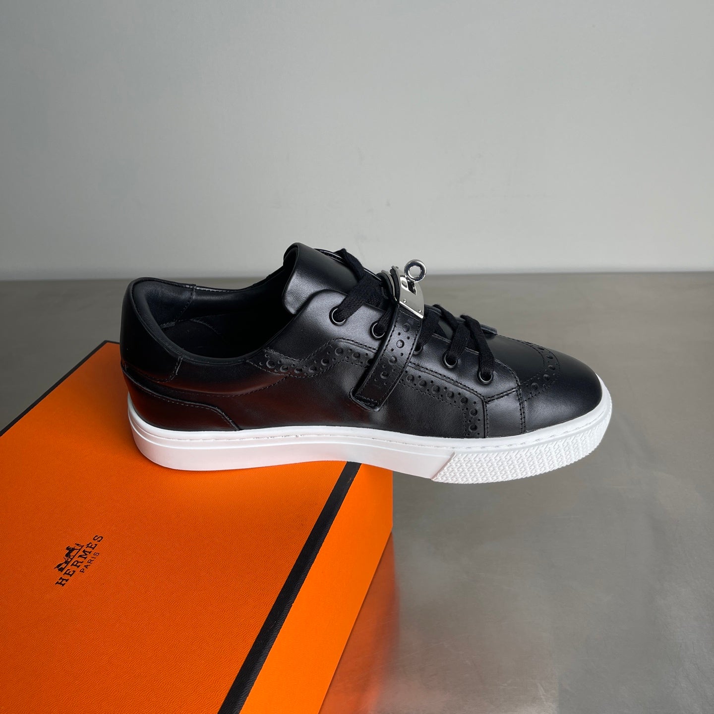 HM Men's Day Sneaker Black Lambskin 703792