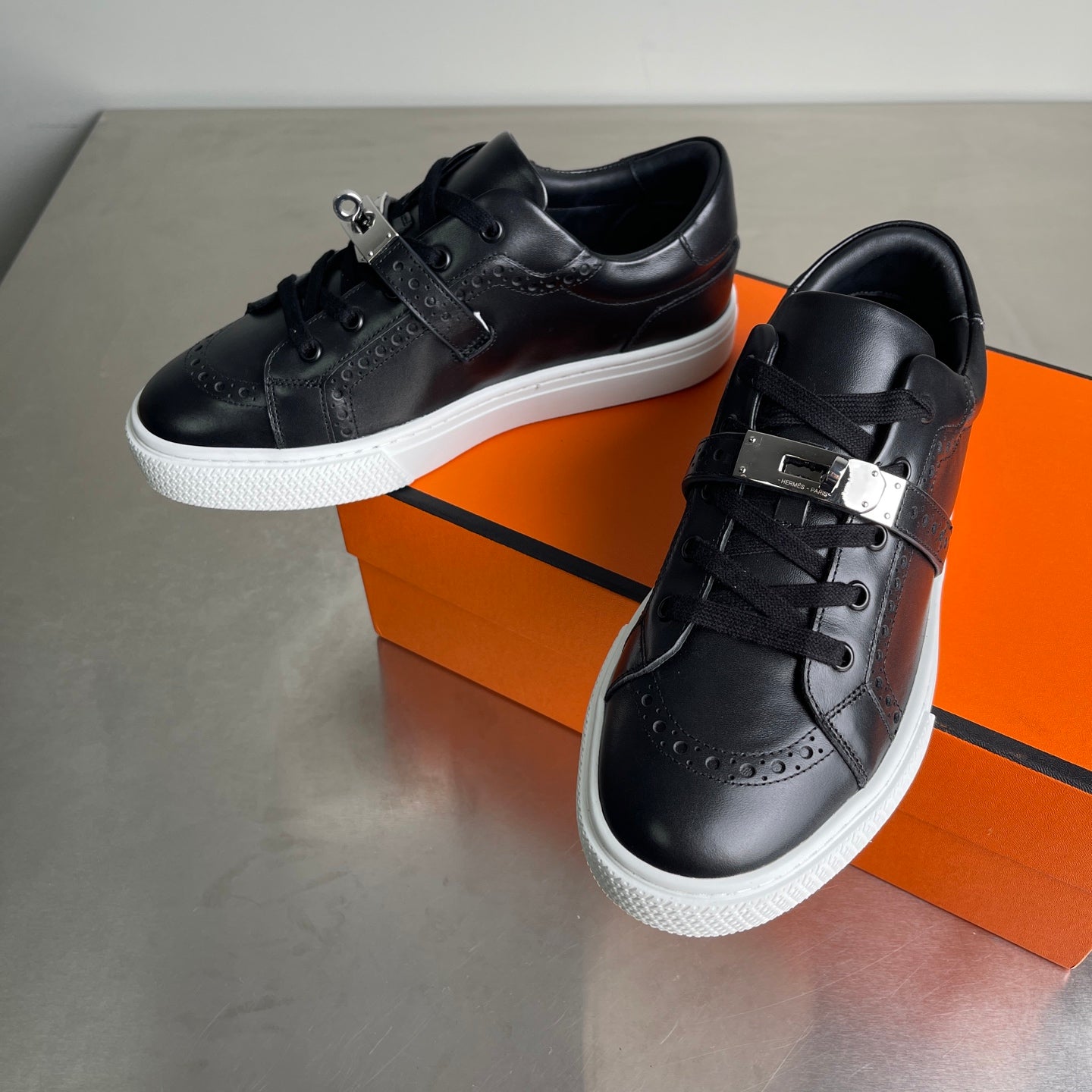 HM Men's Day Sneaker Black Lambskin 703792