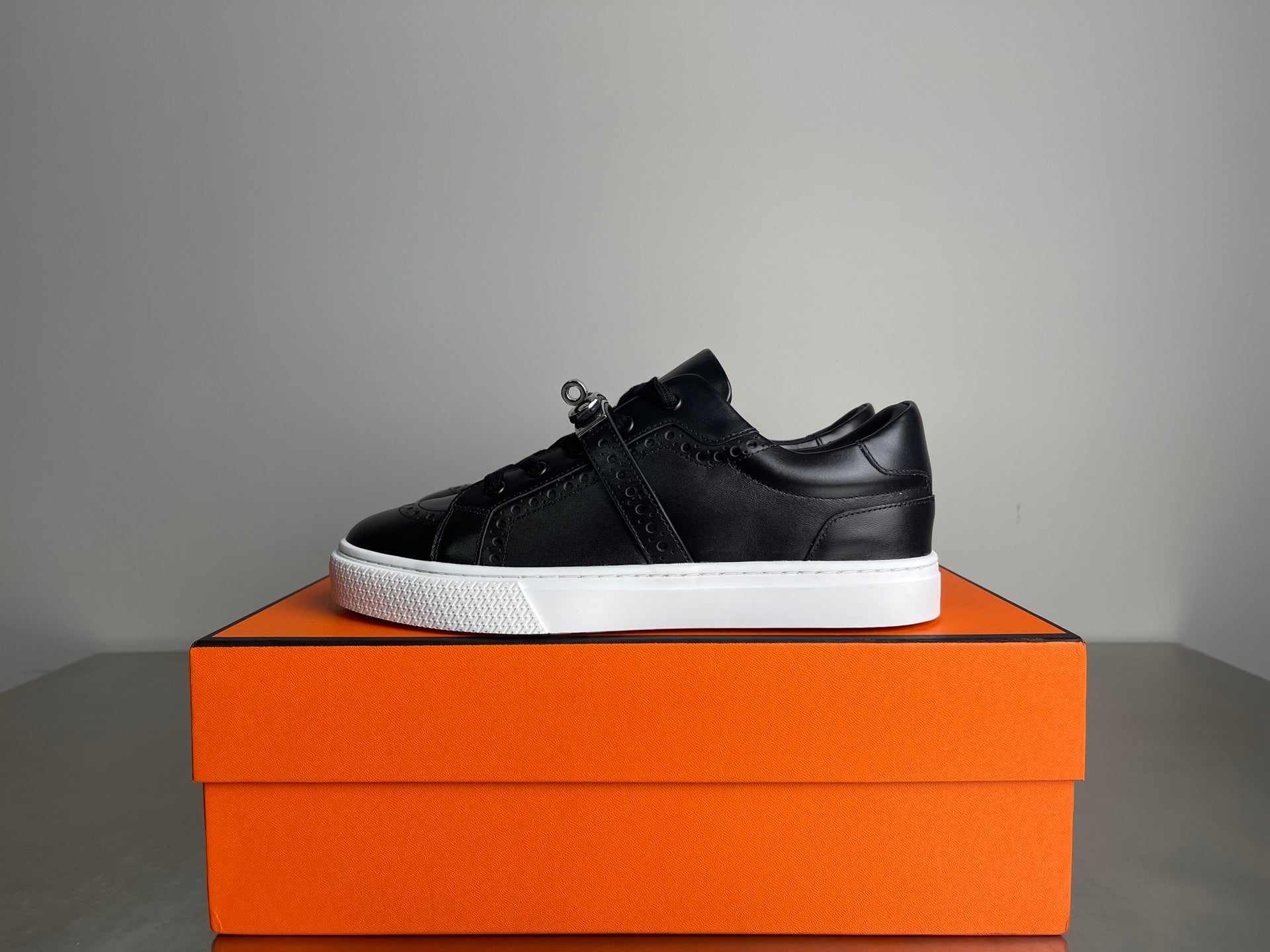 HM Men's Day Sneaker Black Lambskin 703792