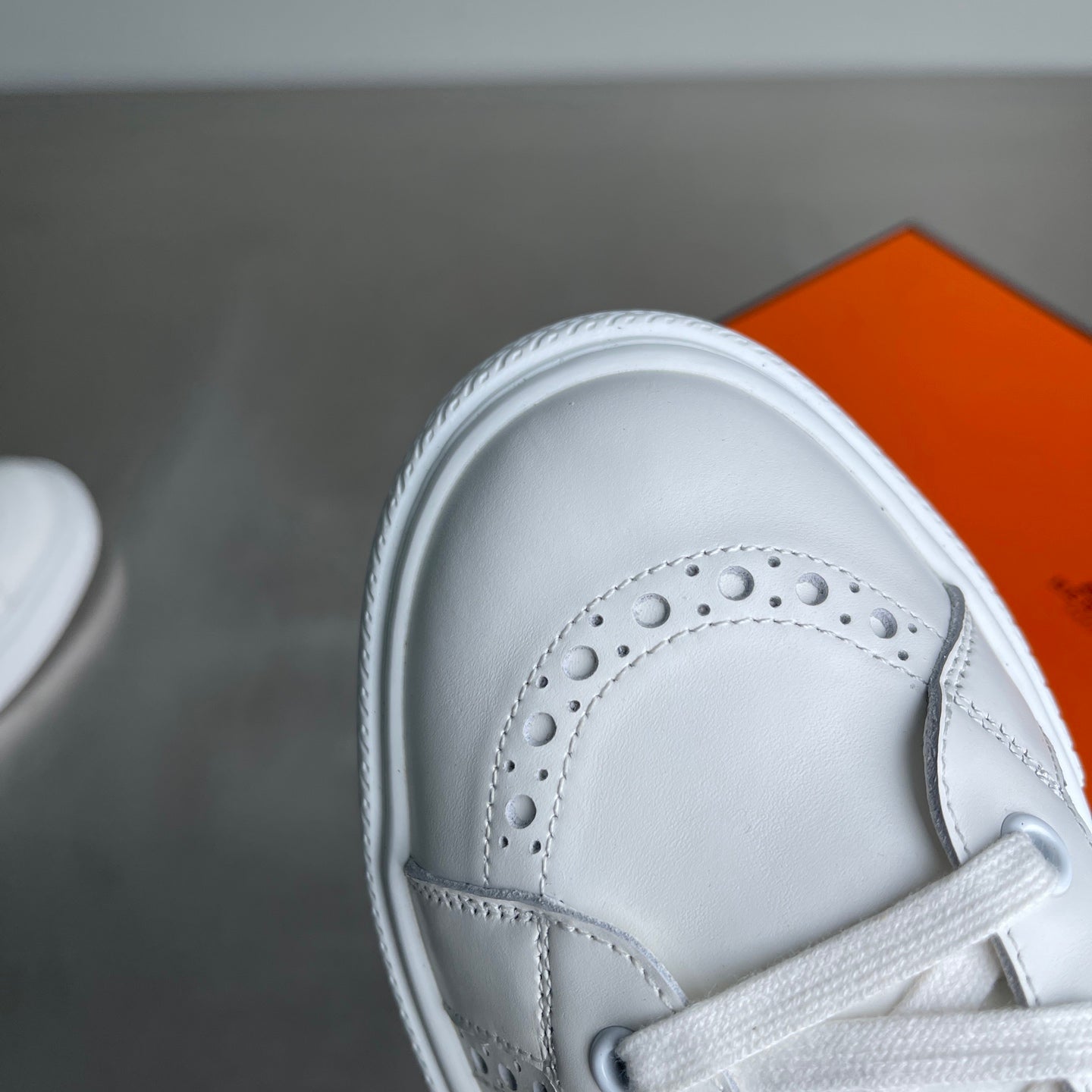 HM Men's Day Sneaker White Lambskin 703793