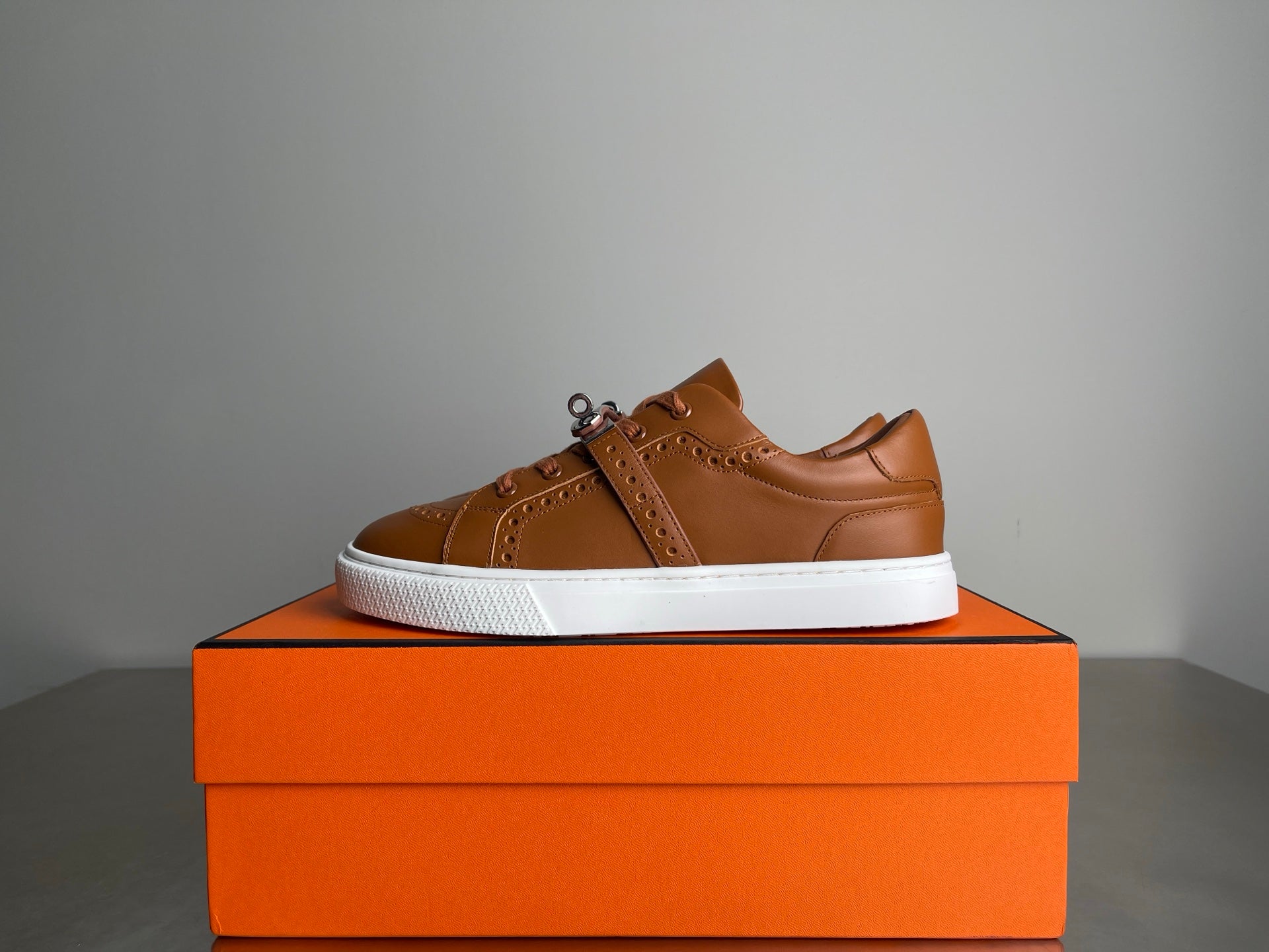 HM Men's Day Sneaker Brown Lambskin 703794