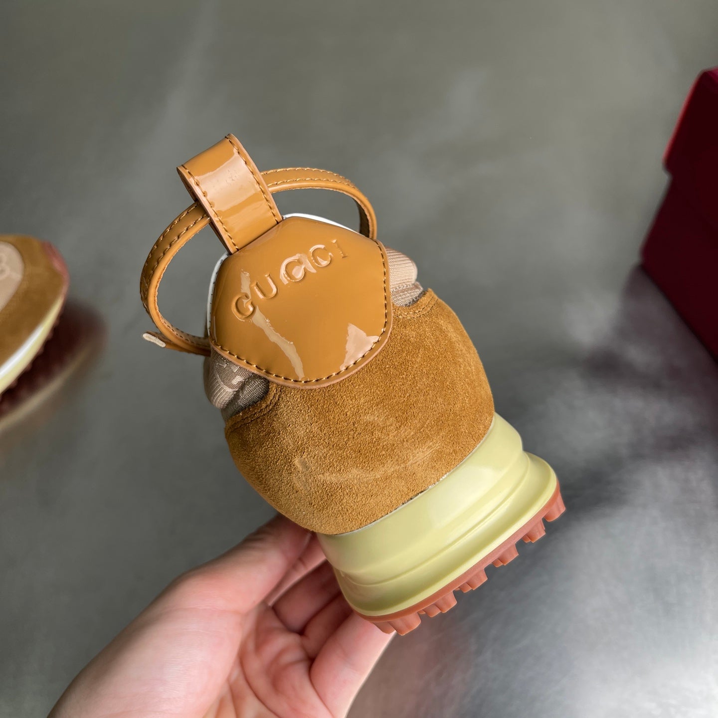 GG Men's Re-Motion Sneaker Brown Suede Canvas 735531