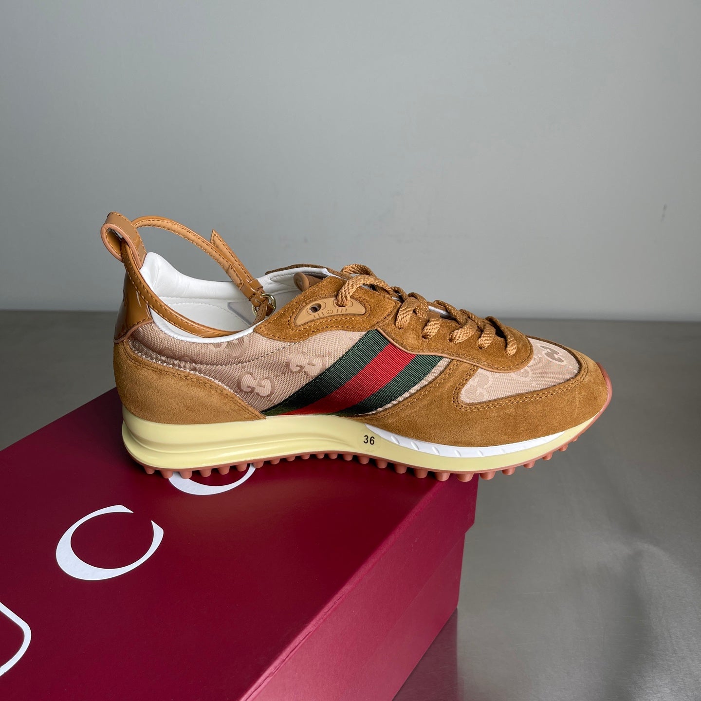 GG Men's Re-Motion Sneaker Brown Suede Canvas 735531