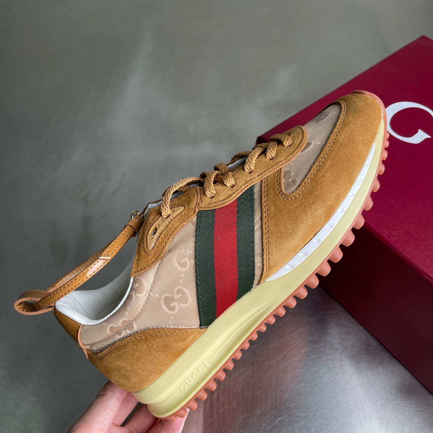 GG Men's Re-Motion Sneaker Brown Suede Canvas 735531