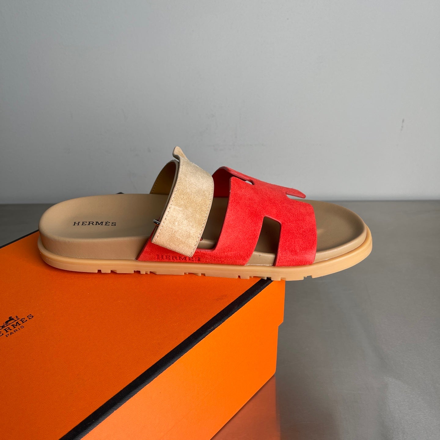 HM Men's Chypre Sandals Red Beige Suede 741433