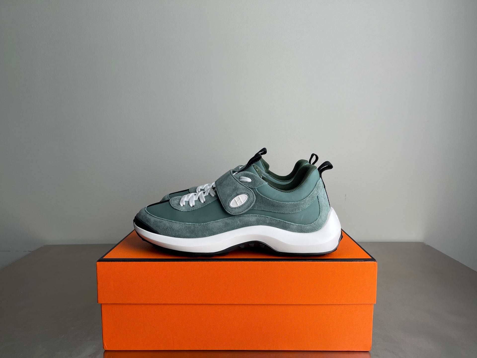 HM Men's Loop Sneaker Light Green Calfskin Suede 741465