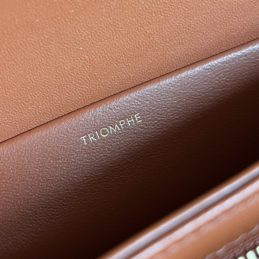 CLASSIQUE TRIOMPHE 22 TAN SMOOTH CALFSKIN