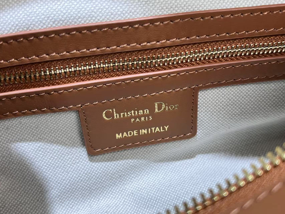 CD  Hobo Bag 23 With Chain Brown Calfskin