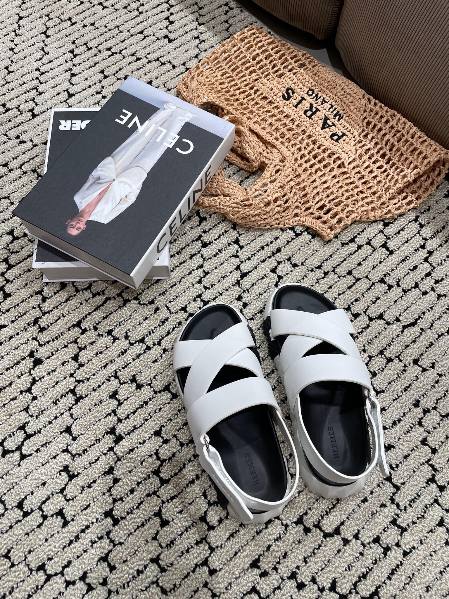 ELECTRIC SANDAL BLACK MIX CREAMY WHITE CALFSKIN