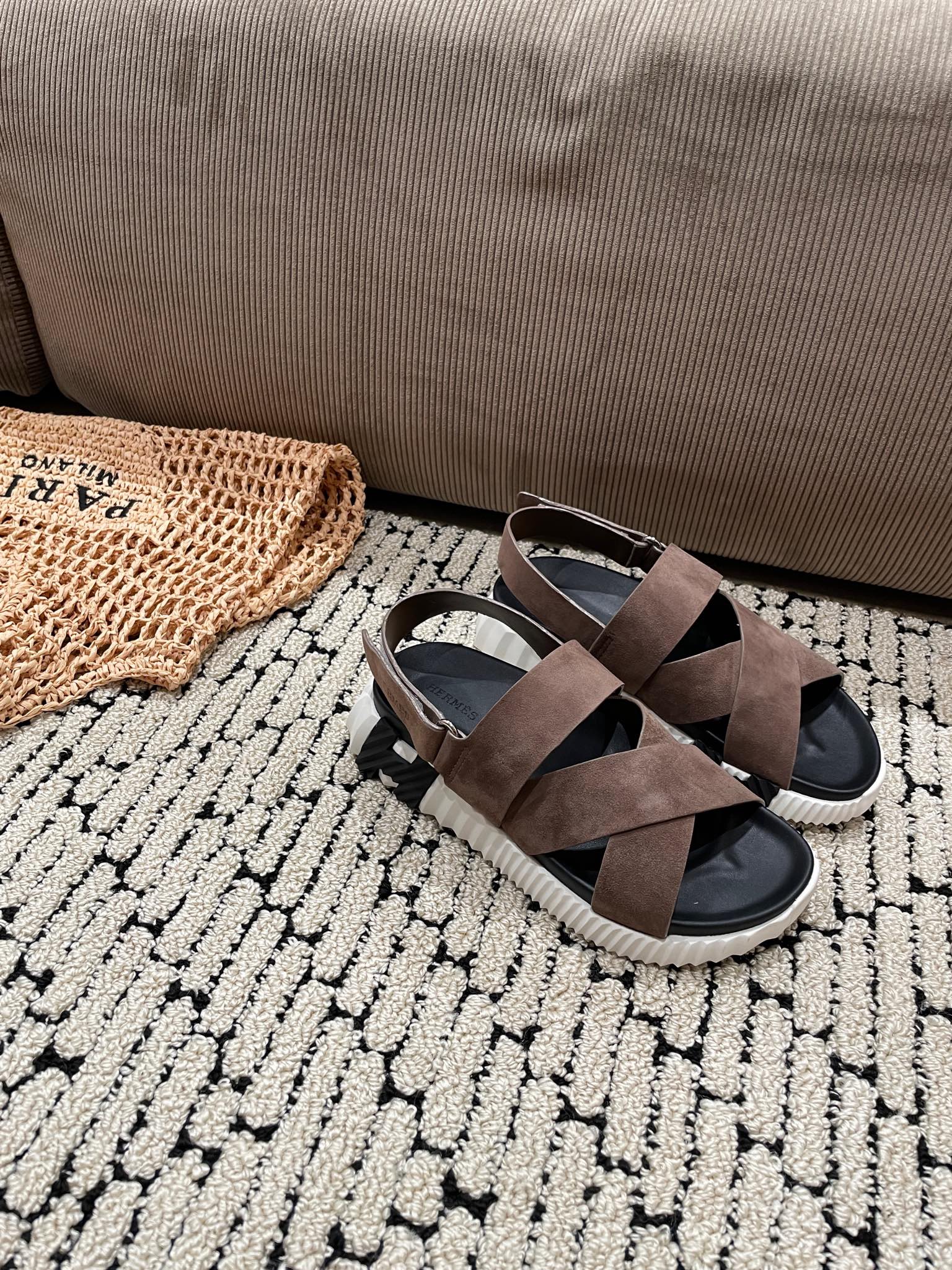 ELECTRIC SANDAL BLACK MIX BROWN SUEDE