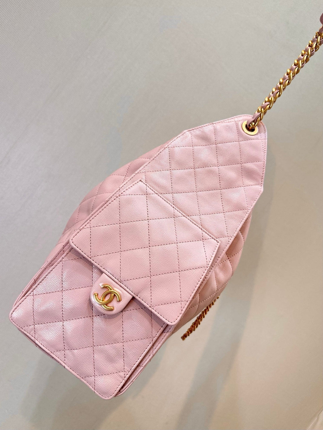 CC 25C Hobo Bags 40cm Pink Grained Calfskin
