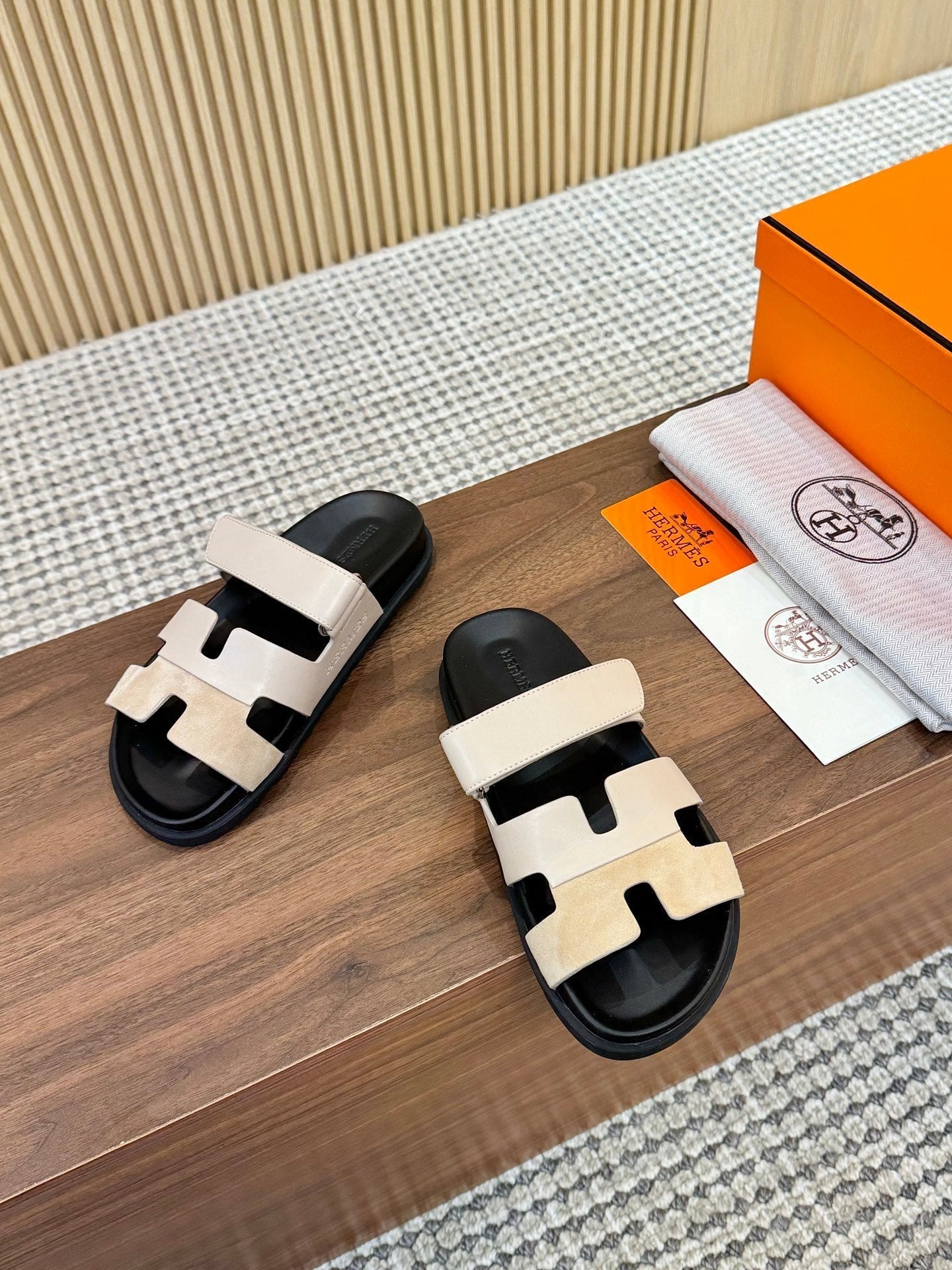 HM 2025 Chypre Sandals Beige Suede Calfskin 294383