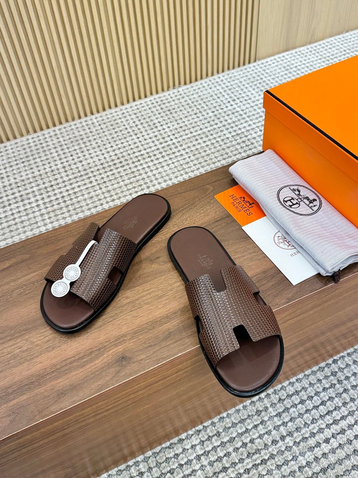 HM Izmir Sandal Dark Brown Rose Leather 294340