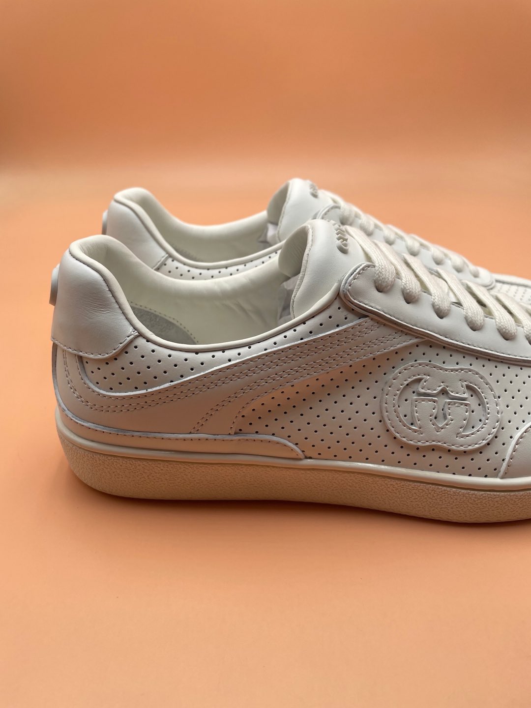 GG Men's G75 Sneaker White Cowhide 523545