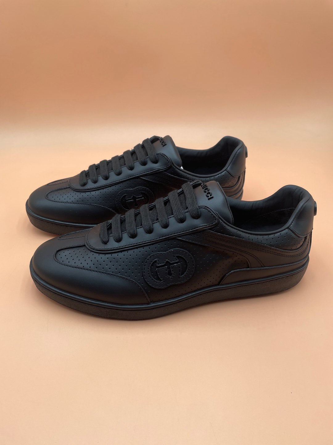 GG Men's G75 Sneaker Black Cowhide 523546