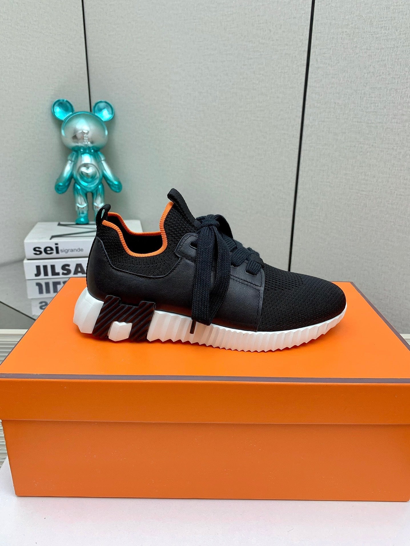 HM Depart Slip-on Sneaker In Black Woven Fabric 106328