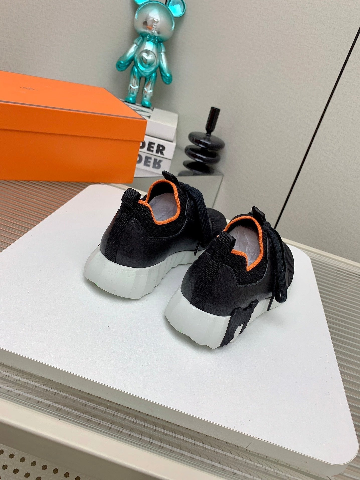 HM Depart Slip-on Sneaker In Black Woven Fabric 106328