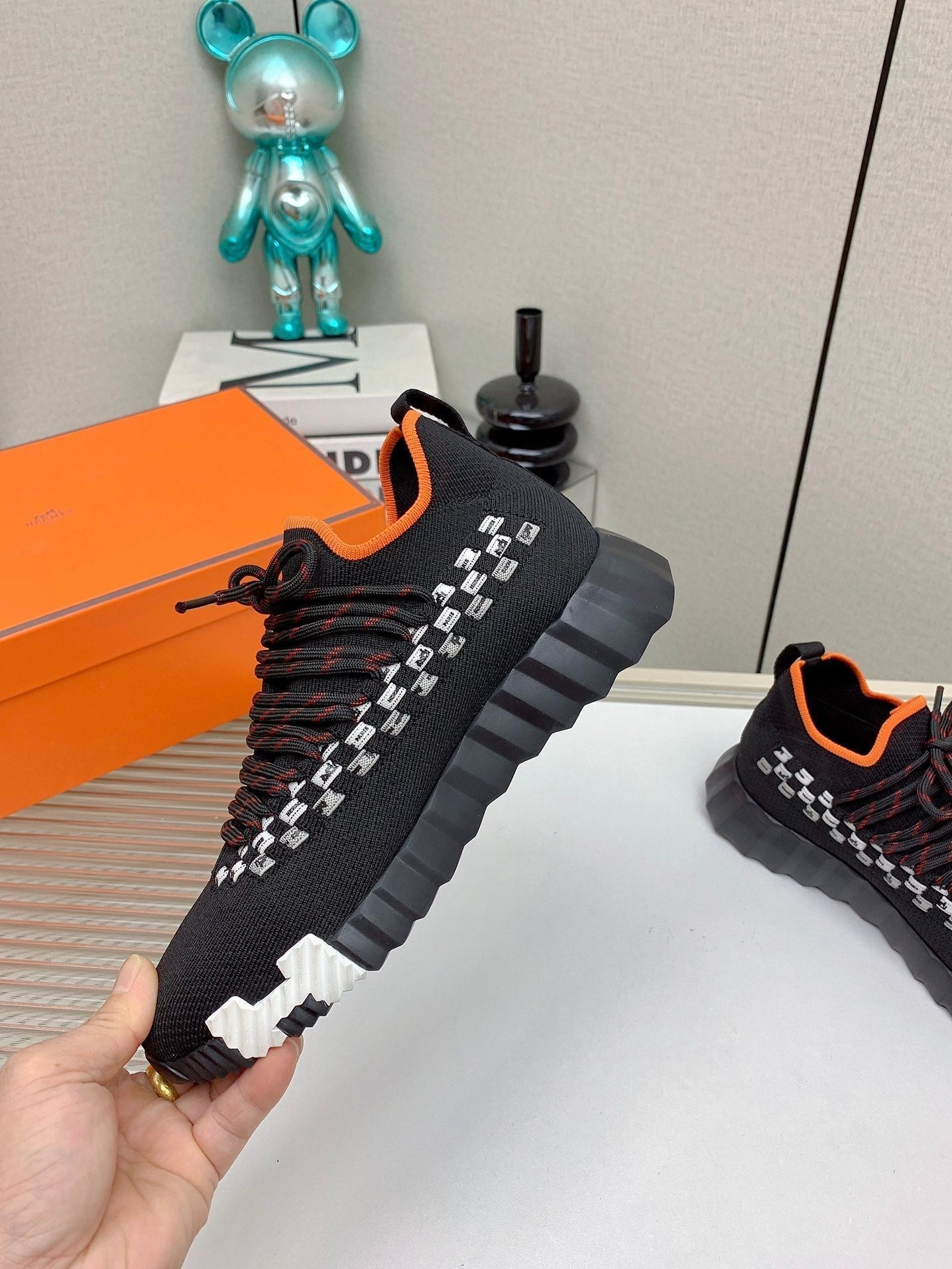 HM Flex slip-on sneaker In Black Woven Fabric 106320