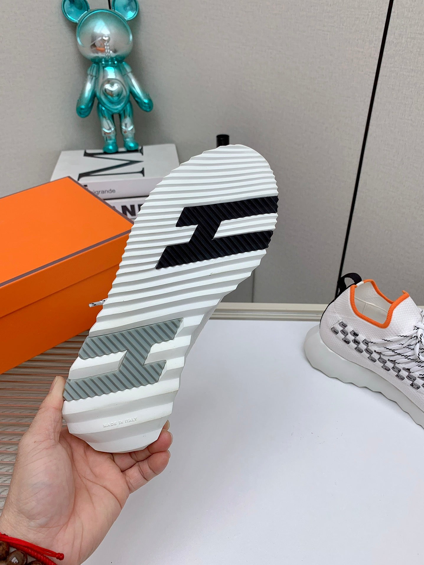 HM Flex slip-on sneaker In White Woven Fabric 106317