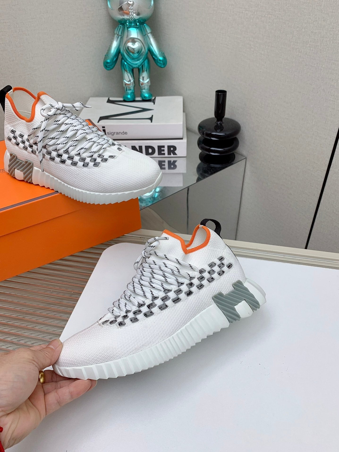 HM Flex slip-on sneaker In White Woven Fabric 106317