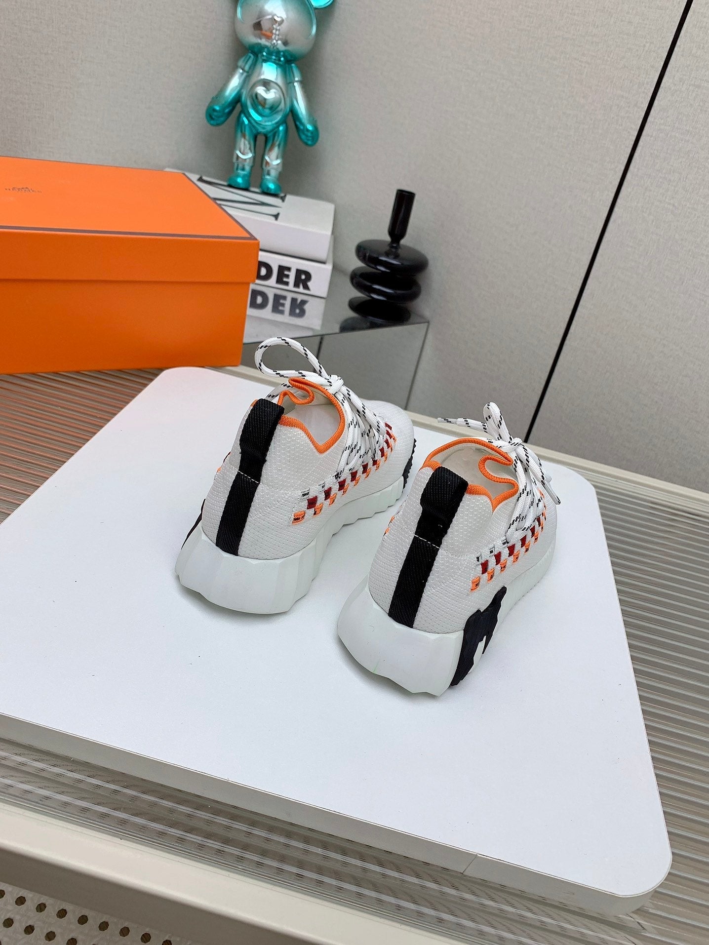 HM Flex slip-on sneaker In White Woven Fabric 106316