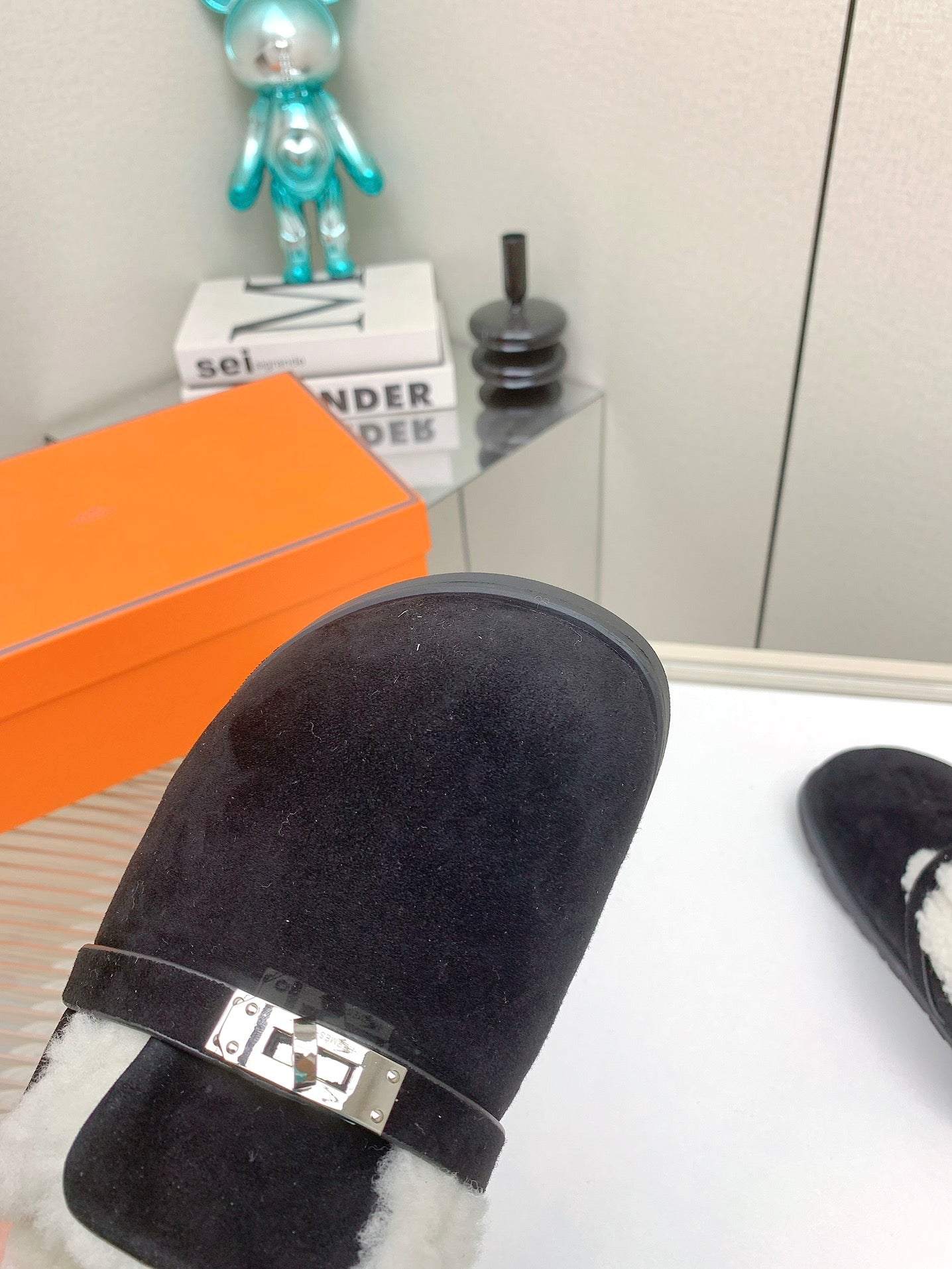 HM Mule 30mm In Black With Fleece And Suede Lining 971392