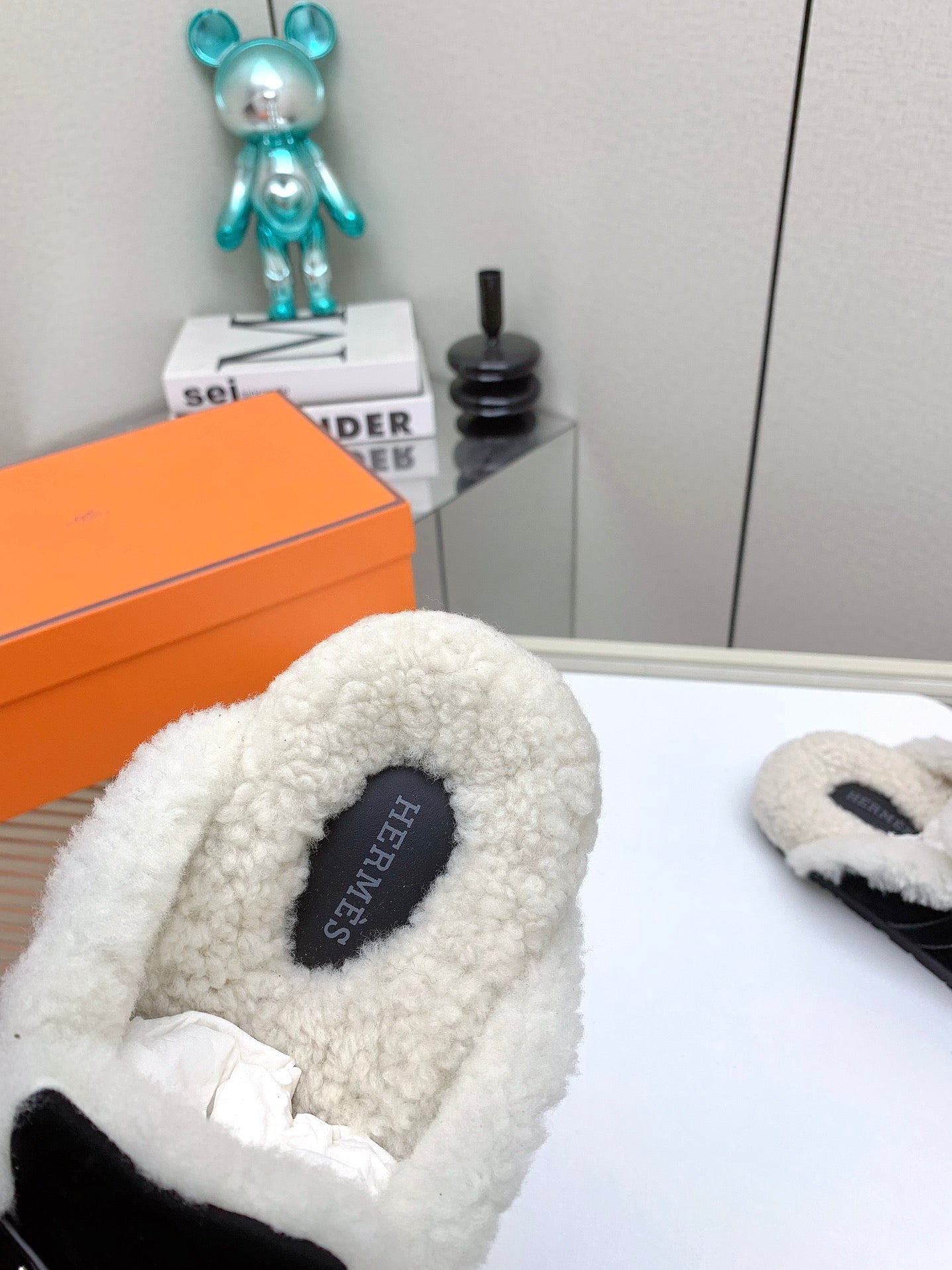 HM Mule 30mm In Black With Fleece And Suede Lining 971392