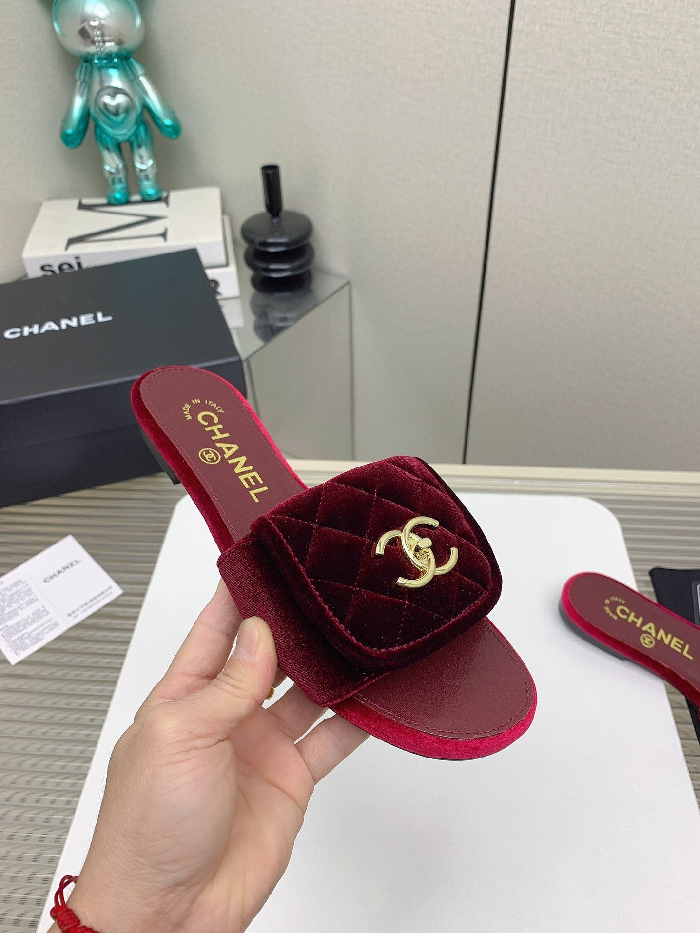 CC Slippers In Dark Red Velvet 148956