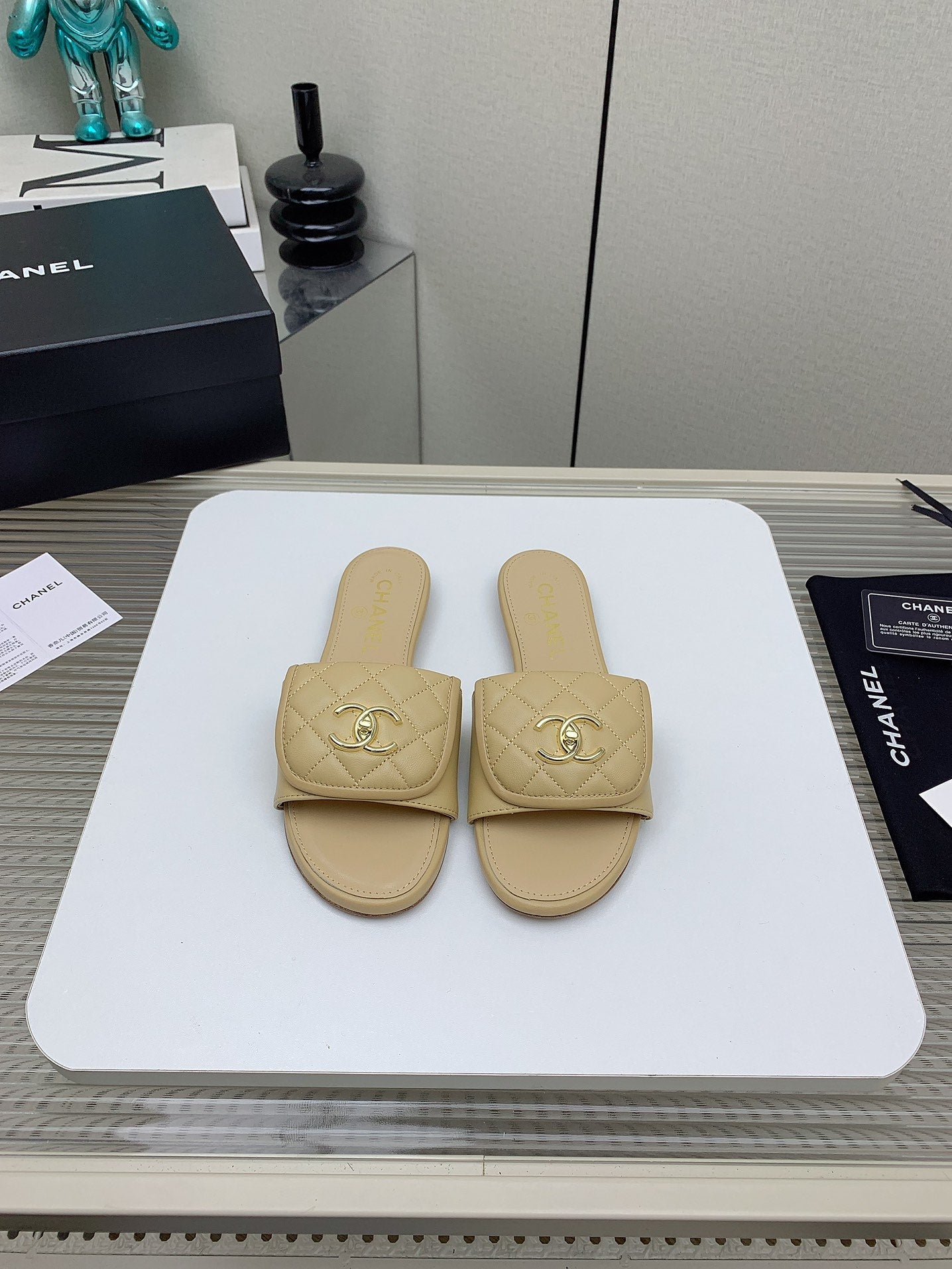 CC Slippers In Beige Quilted Lambskin 148963