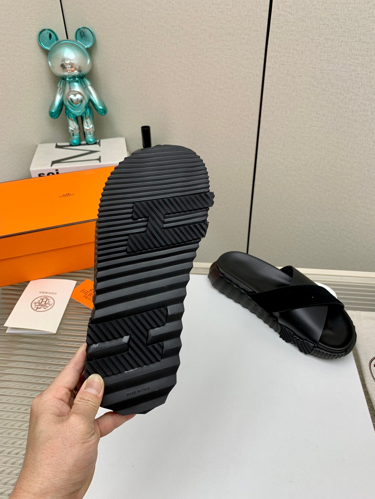 HM 25 Infra Sandal Suede and Cowhide 245612