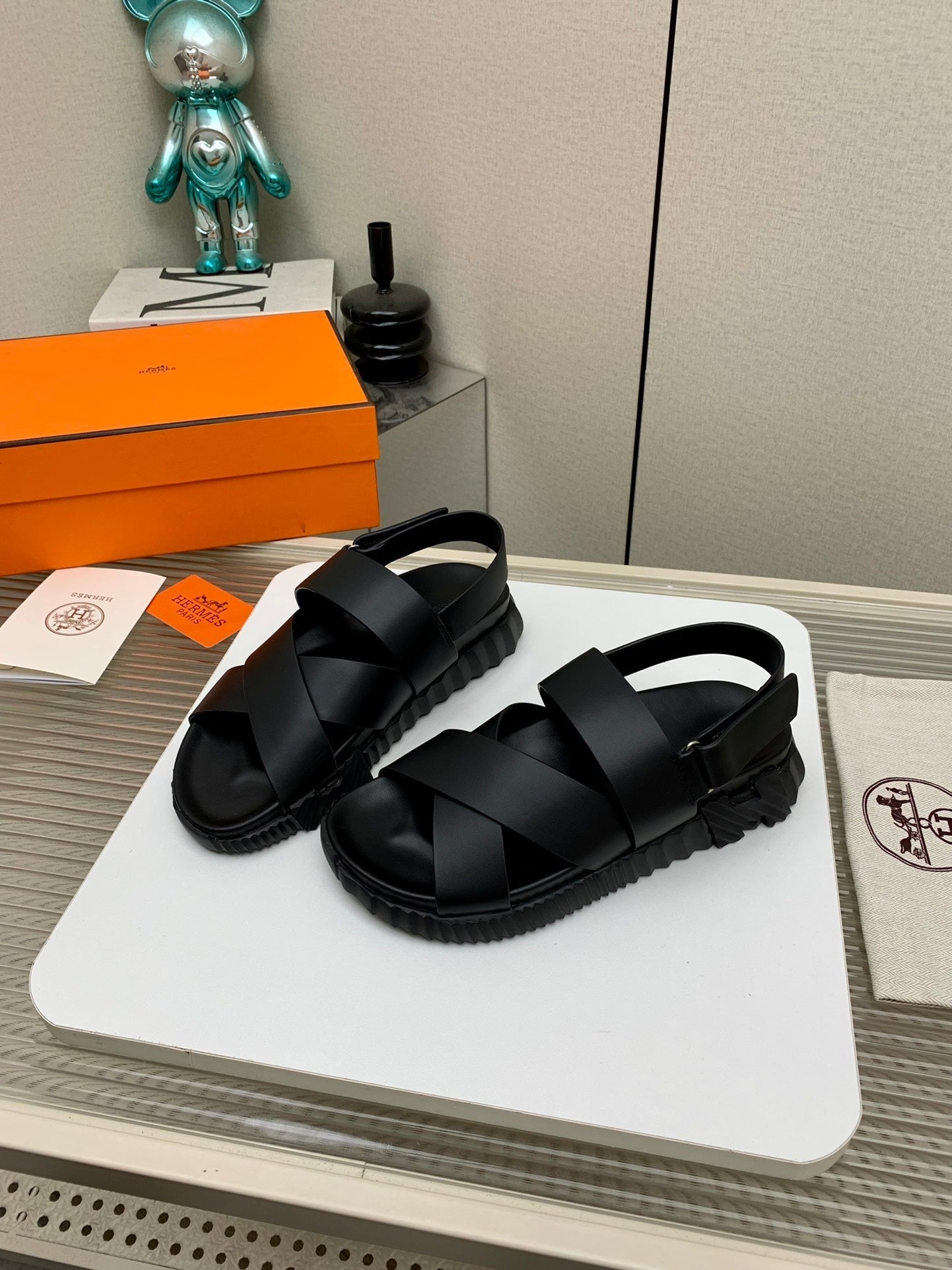 HM 25 Electric Sandal Cowhide and Rubber 245618